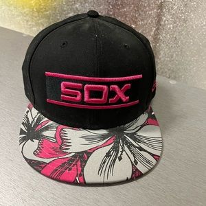 Pink Chicago white sox cap